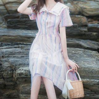 Checked Collared Short-sleeve A-line Dress