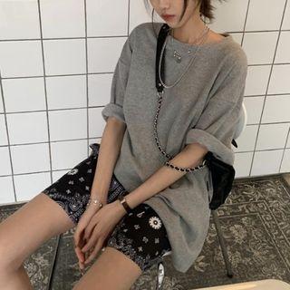 Elbow-sleeve Plain T-shirt / Print Shorts