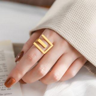 Letter E Ring