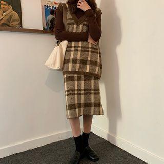 Set: Plaid Knit Vest + Midi Fitted Skirt