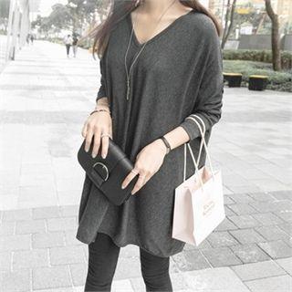 V-neck Long-sleeve Mini T-shirt Dress