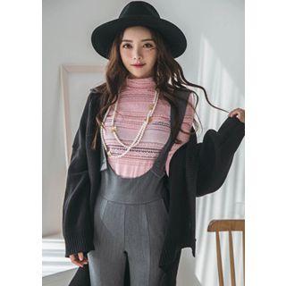V-neck Strappy-hem Buttoned Cardigan