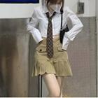 Crop Shirt / Pleated Skirt / Neck Tie / Set