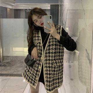 Plain Long-sleeve Loose-fit T-shirt / Houndstooth Vest