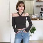 Halter Cold-shoulder Long-sleeve Cropped T-shirt