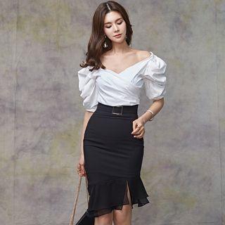 V-neck Elbow-sleeve Blouse / Ruffle Pencil Skirt