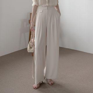 Flap Pleated Wide-leg Pants