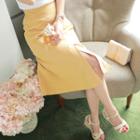 Elasticized-waist A-line Linen Midi Skirt