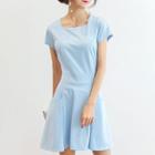 Pocketed Short-sleeve A-line Dress