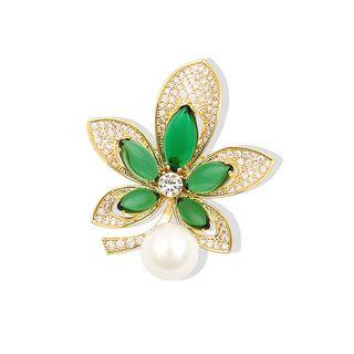 Maple Leaf Brooch 1706 - One Size