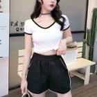 Contrast Trim Short-sleeve T-shirt / Shorts / Set