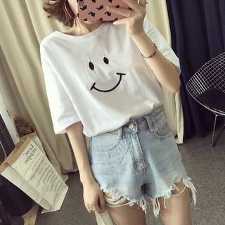 Elbow-sleeve Smile Embroidered T-shirt
