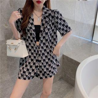 Elbow-sleeve Lettering Blazer / Wide-leg Shorts