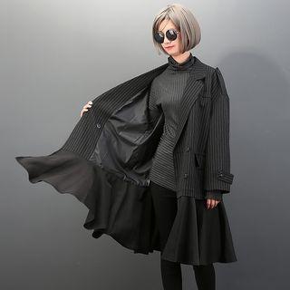 Pinstriped Mock Two-piece Double-breasted Jacket