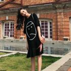 Print Elbow-sleeve Pleated Hem T-shirt Dress
