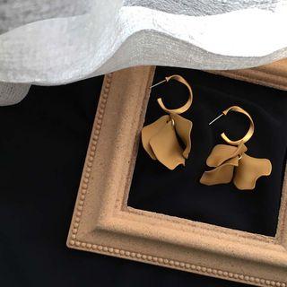 Petal Fringed Earring 1 Pair - Earrings - Gold - One Size