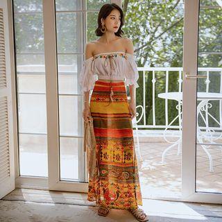Off-shoulder Top / Maxi Printed Skirt