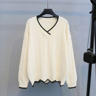 V-neck Piped Long-sleeve Knit Top