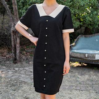 Contrast-collar Faux-pearl Trim Dress