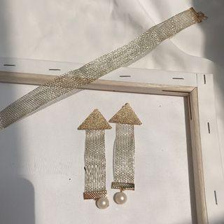 Glittered Mesh Choker / Faux Pearl Drop Earring