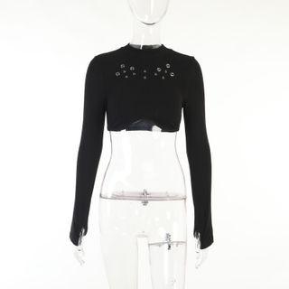 Long-sleeve Grommet Cropped T-shirt