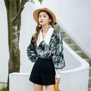 Contrast Collar Printed Blouse