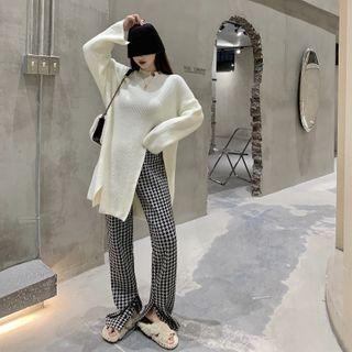 Slit-hem Sweater / Houndstooth Straight Leg Pants