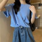 Elbow-sleeve Twist-front Cropped T-shirt