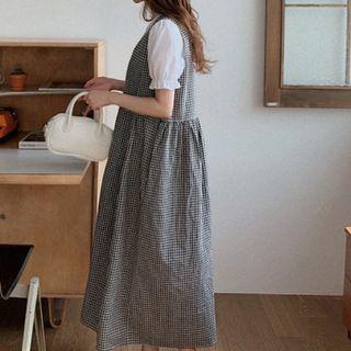 Set: Short-sleeve Blouse + Plaid Midi A-line Overall Dress Blouse - White - One Size / Dress - Plaid - Black & White - One Size