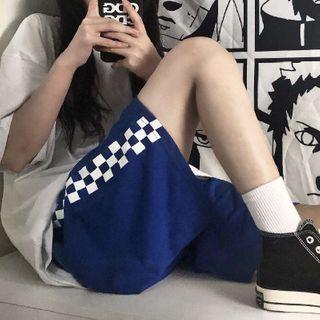 Checkered Wide-leg Sweatshorts