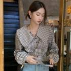 Peter Pan-collar Houndstooth Cropped Blouse