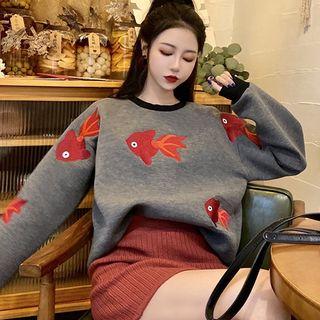 Goldfish Embroidered Loose-fit Pullover / Plain Knit Skirt