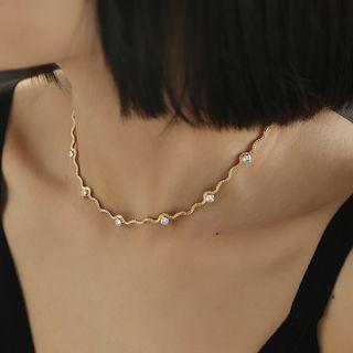 Rhinestone Wavy Necklace Gold - One Size