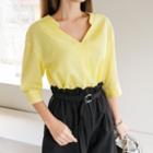 Plus Size Collared V-neck 3/4-sleeve Blouse
