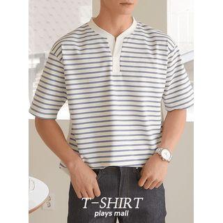 Notch-neck Stripe-panel T-shirt