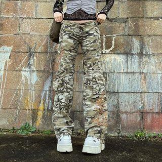 Camouflage Low-waist Cargo Pants
