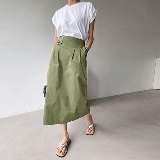 Pintuck-front Slit-back Skirt