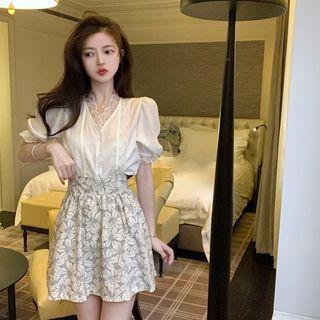 Puff-sleeve Lace Trim Blouse / Floral Print A-line Skirt