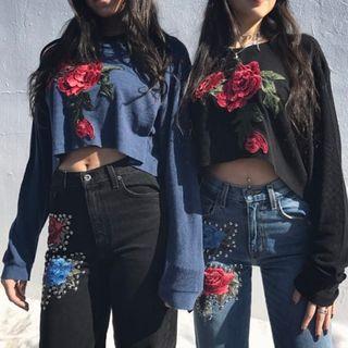 Flower Appliqu  Cropped Pullover