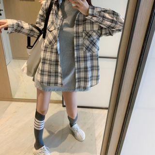 Long-sleeve Plaid Shirt / Elbow-sleeve Plain T-shirt