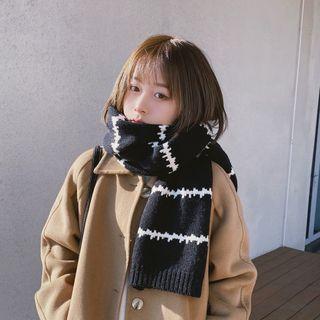 Two-tone Striped Knit Scarf