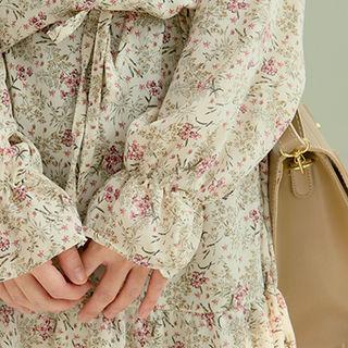 Lace-collar Floral Dress With Sash