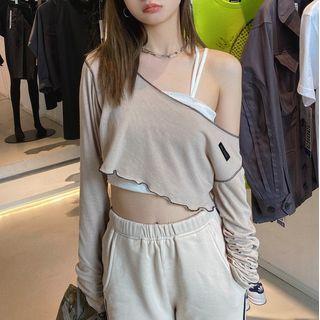 Long-sleeve Applique Crop Top