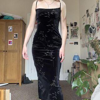 Spaghetti-strap Floral Velvet Midi Sheath Dress