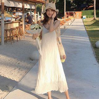 Crew-neck 3/4-sleeve Midi A-line Dress / V-neck Midi Spaghetti Strap Dress