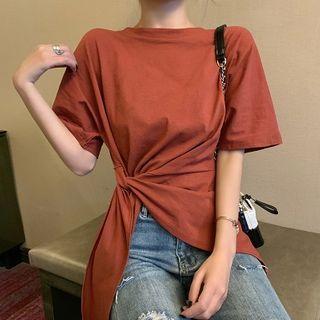 Short-sleeve Asymmetric Hem Twist T-shirt