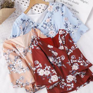 Floral Bell-sleeve V-neck Cropped Top