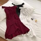 Plain Asymmetric Off-shoulder Midi Dress