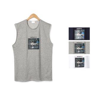 Sleeveless Board Print Cotton Top