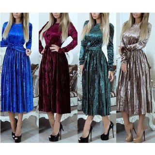 Long-sleeve A-line Midi Velvet Dress